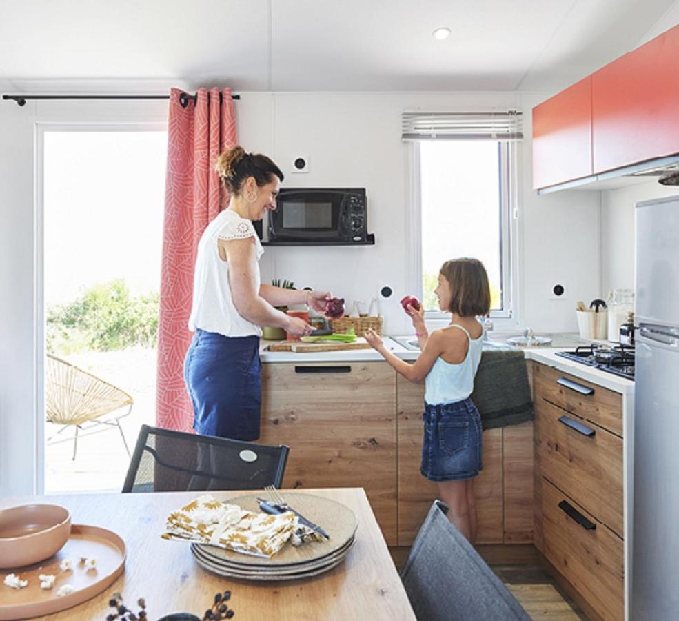 Camping L'Occitan Vias Eksteriør billede